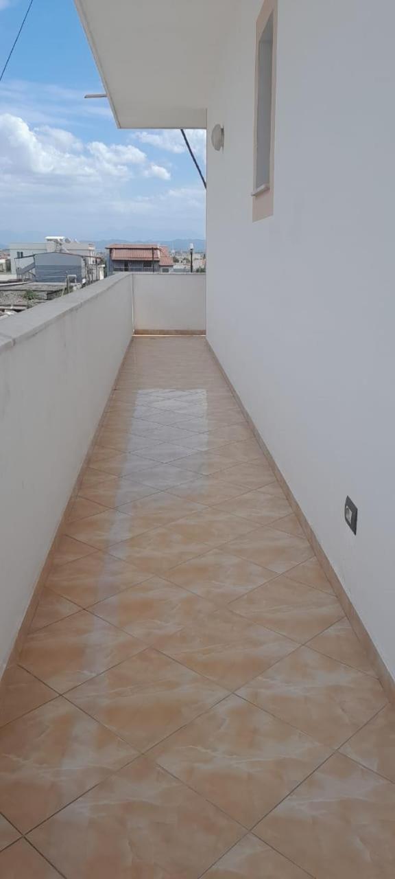 דורס Casa Intera La Paghi Come Una Camera The Home With The Price Of A Room מראה חיצוני תמונה