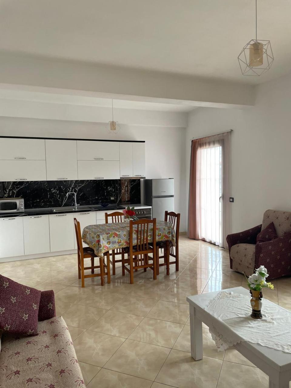 דורס Casa Intera La Paghi Come Una Camera The Home With The Price Of A Room מראה חיצוני תמונה